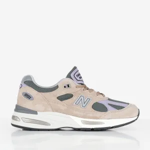 Doorbuster New Balance 991DL2 'Essentially Offbeat' Shoes  Stylish & Comfortable