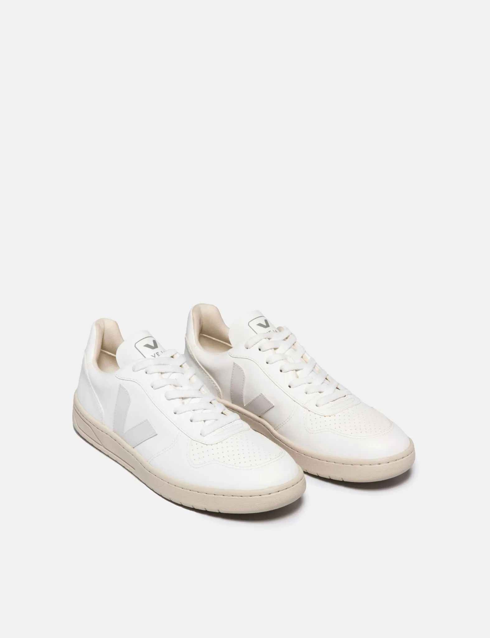 Editors Choice Veja V-10 CWL Trainers - Full White  Today Only!