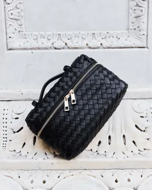 GRACIE CROSS BODY BAG - BLACK
