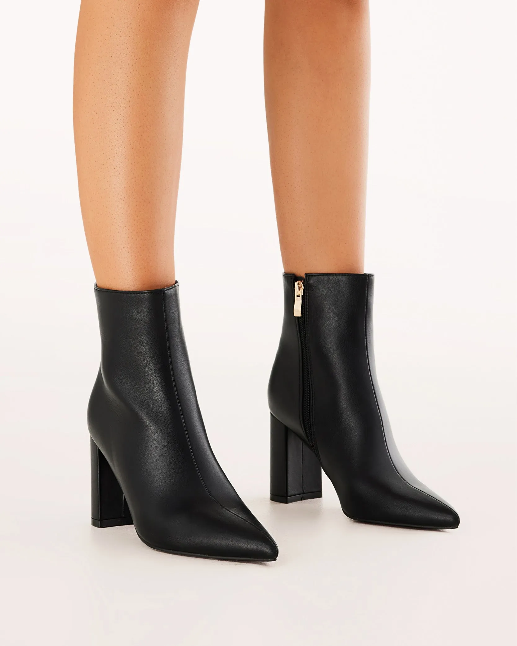 NICOLETTA - BLACK