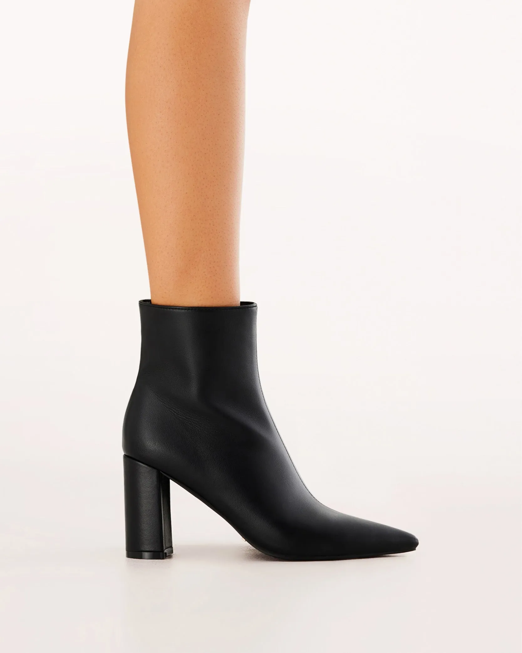 NICOLETTA - BLACK