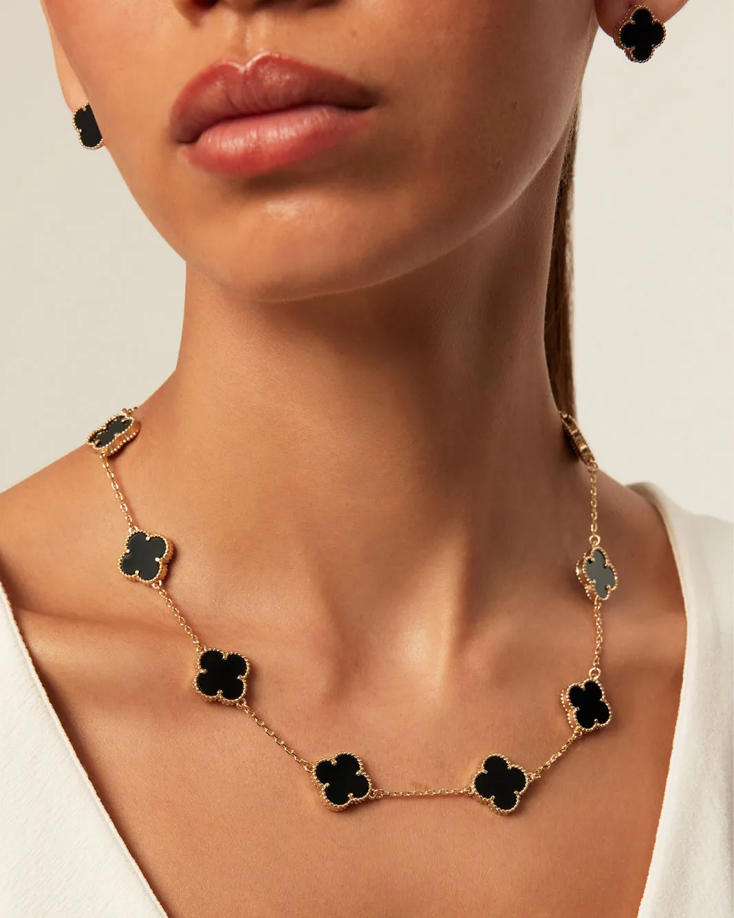 VERONICA NECKLACE - BLACK-GOLD