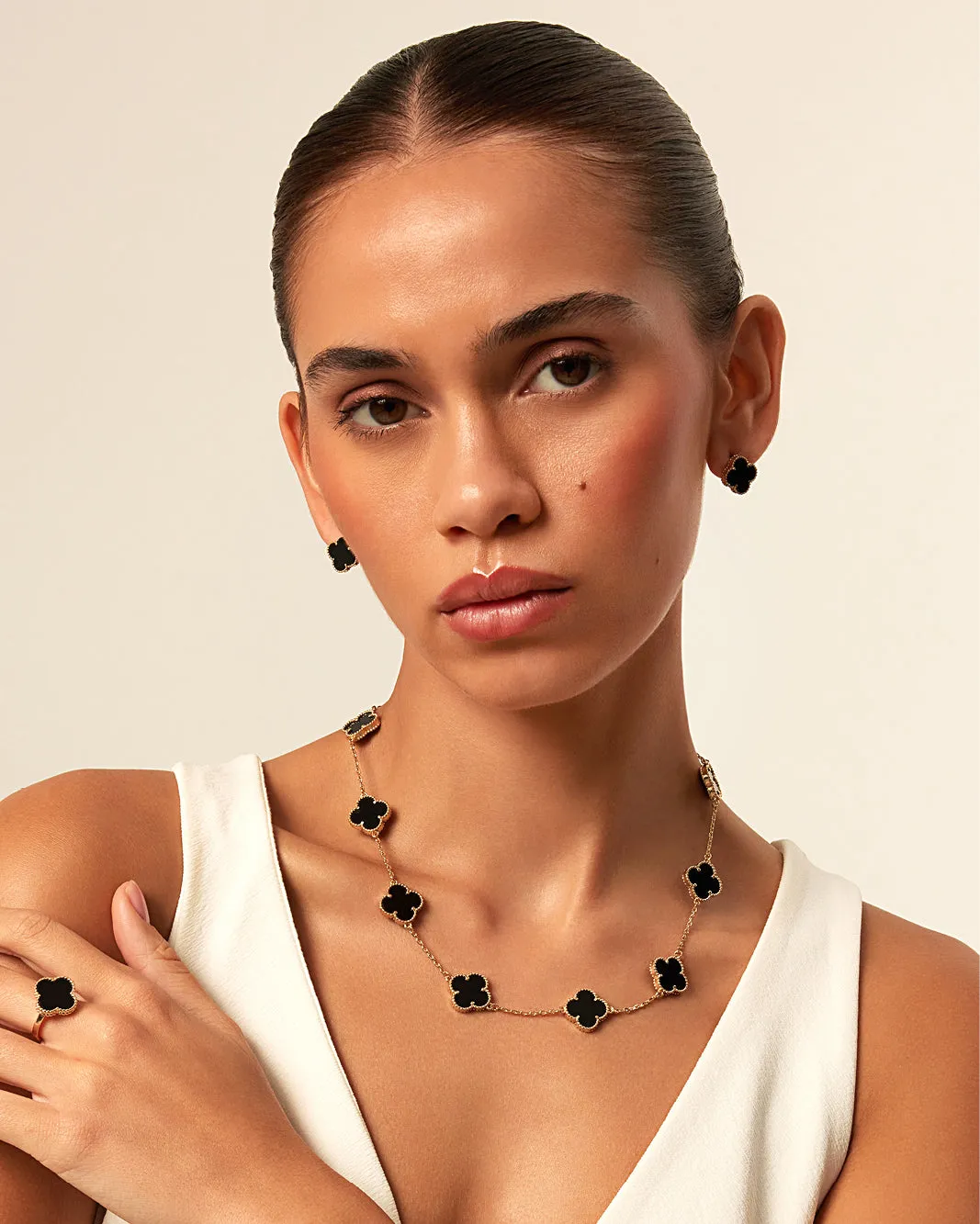 VERONICA NECKLACE - BLACK-GOLD